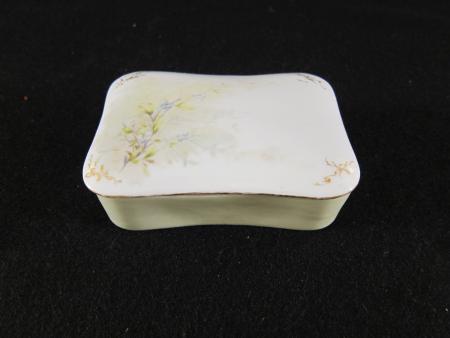 Green and White Soap Dish with Lid, c.1890