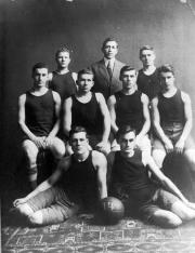 Class of 1914 Basketball Team, 1911