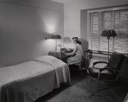 Dorm room in Drayer Hall, c.1950