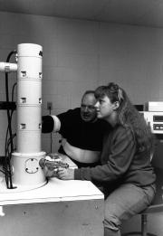 Electron microscope, 1988