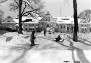 Tome Scientific Building in the snow, 1983