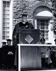 President Rubendall speaks at Commencement, 1962