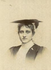Amy Fisher, 1895