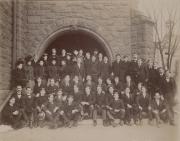 Class of 1902 outside Bosler Hall, 1899