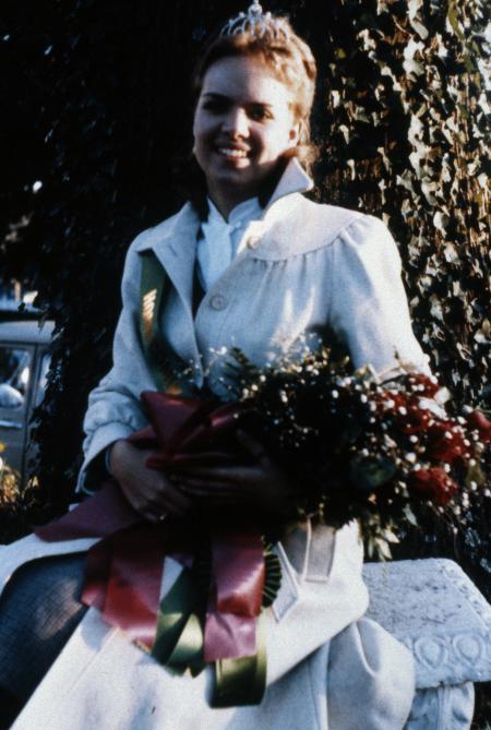 Homecoming queen, c.1989
