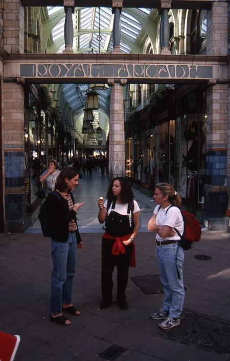 Students outside the Royal Arcade, 1995