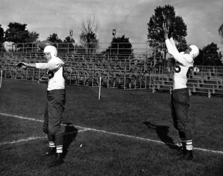 Star Football Players, 1946