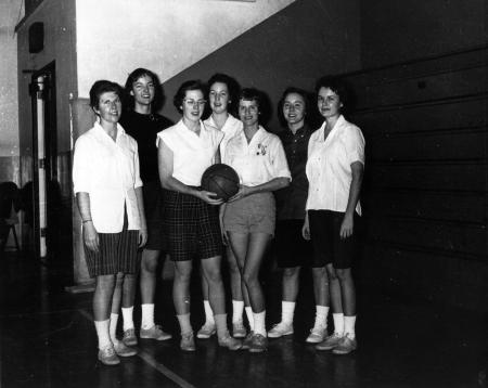 Class of 1962 Women's Basketball Team, 1960