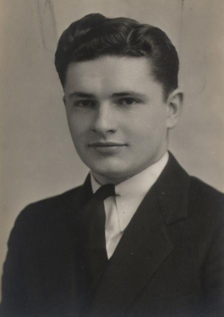 Louis Reuter Jr., 1935