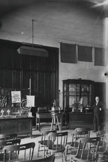 Charles Francis Himes in Tome lab, c.1890