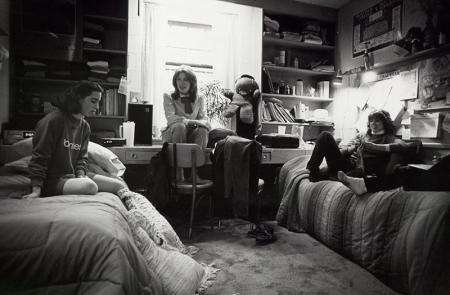 Dorm room, 1984