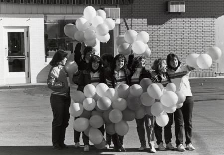 Delta Nu at Homecoming, 1984