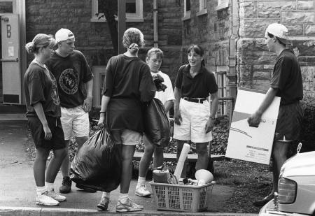 Move-In Day, 1993