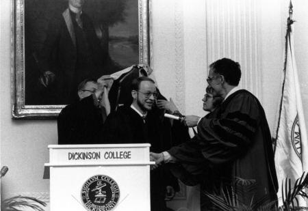 Jurgen Timm receives honorary degree, 1987