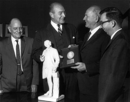 George W. Beadle, Priestley Award, 1967