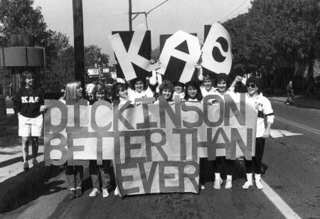 Kappa Alpha Theta on parade, 1987