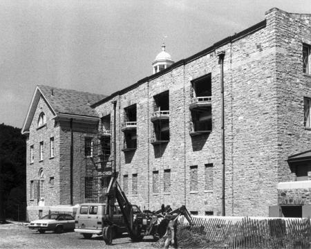 Weiss Center renovations, 1982