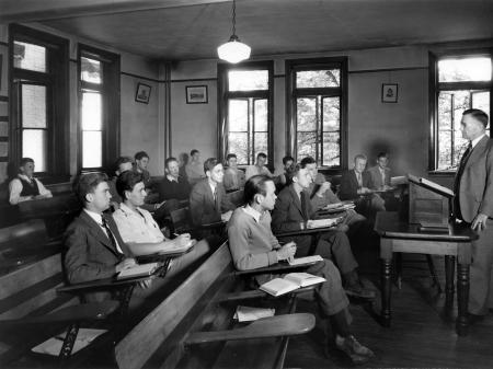 Class in Denny Hall, c.1945