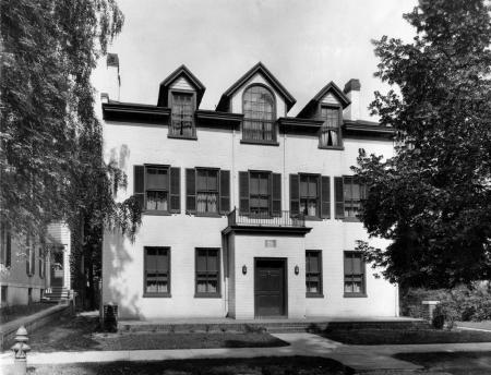 Alpha Chi Rho House, 1926