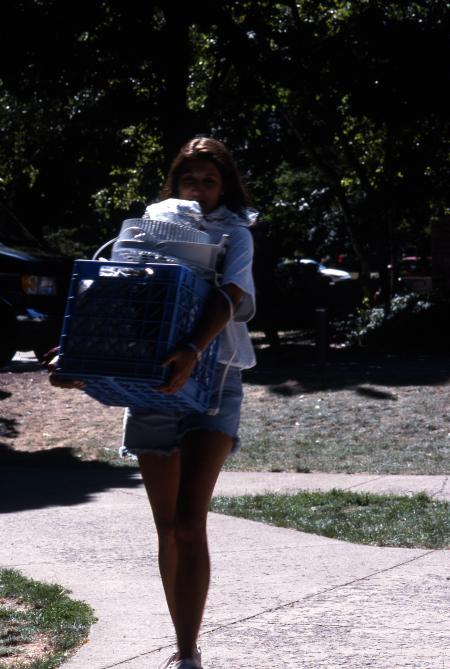 Move-In Day, 1995