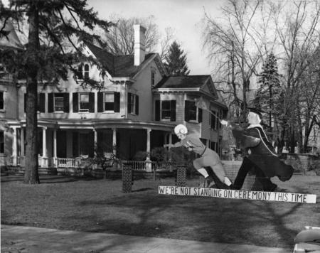 Homecoming spirit display by Kappa Sigma, 1951