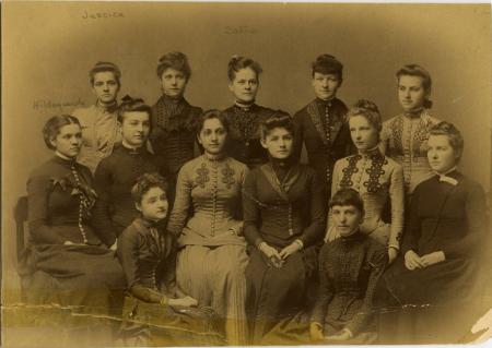 Female students, 1887