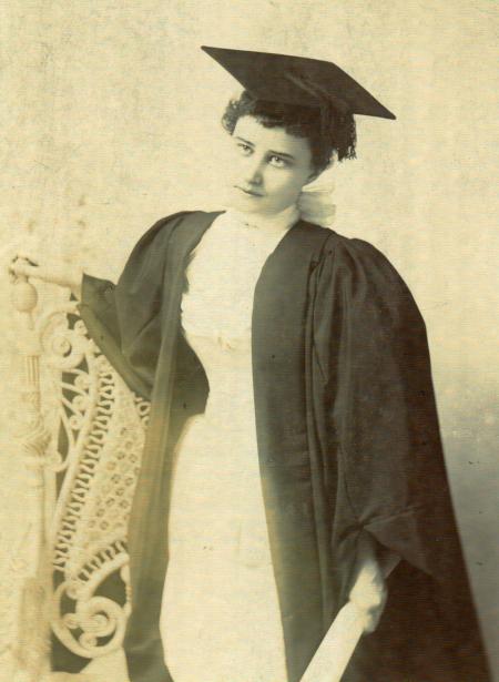 Emma Viola Harry, 1895