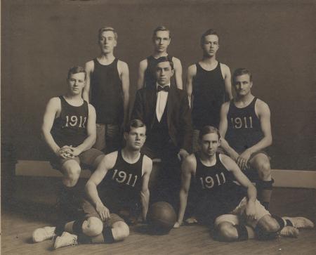 Sophomore Basketball Team, 1911