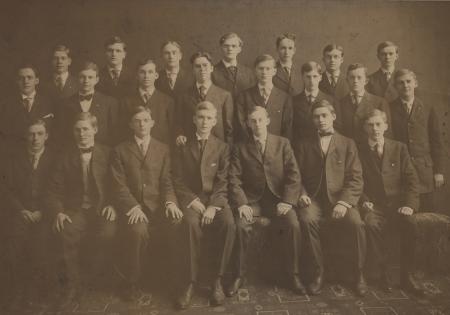 Phi Kappa Sigma, 1908 