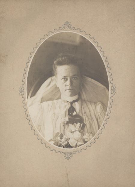 Zatae Longsdorff, 1900