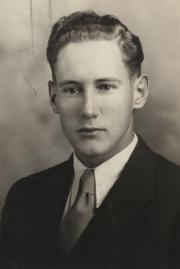 Emory Dallas Hitchens, 1932