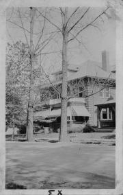 Sigma Chi house, c.1925