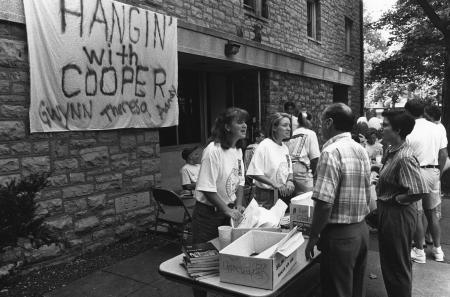 Move-In Day, 1993