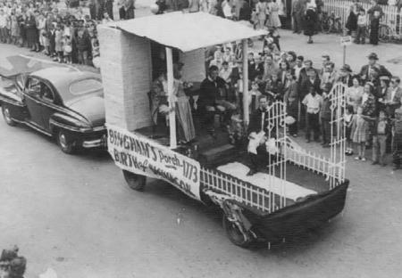 Bingham's Porch - 1773, Birth of Dickinson Float, 1948
