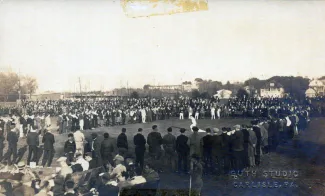 Half-time, 1923