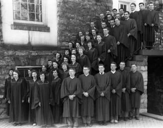 Choir on steps of Old West, 1955