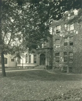 Conway Hall, c.1930