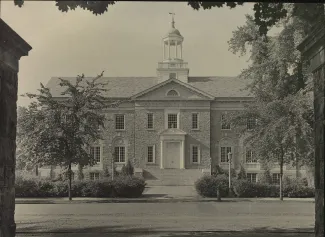 Alumni Gym, 1934